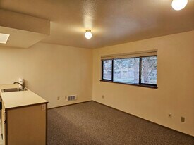 3011 NE 147th St in Shoreline, WA - Building Photo