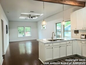 1025 Fulton Ave in San Antonio, TX - Building Photo - Building Photo