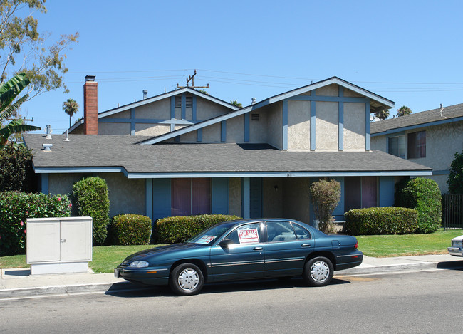 1411 Devonshire Dr in Oxnard, CA - Building Photo - Building Photo