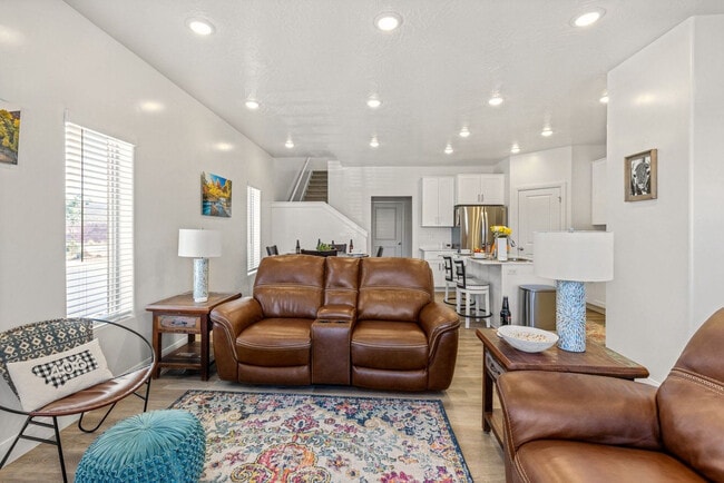 350 W Old Hwy in Ivins, UT - Building Photo - Building Photo