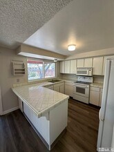 462 Steffanie Wy in Sparks, NV - Foto de edificio - Building Photo