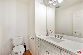 6435 Zumirez Dr-Unit -20 in Malibu, CA - Building Photo - Building Photo