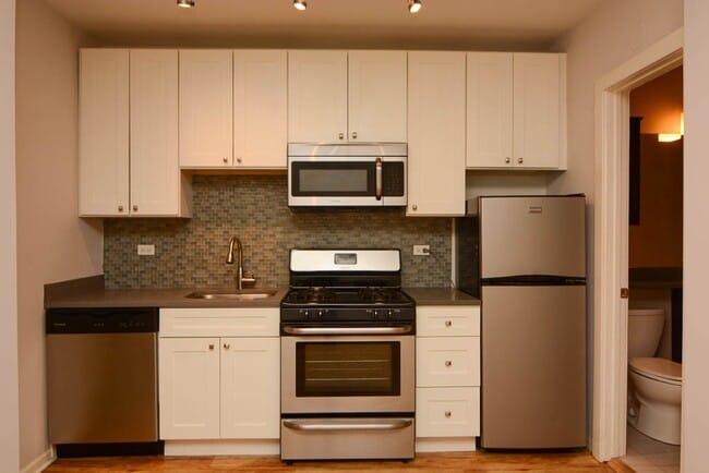 2839 W Palmer in Chicago, IL - Foto de edificio - Building Photo