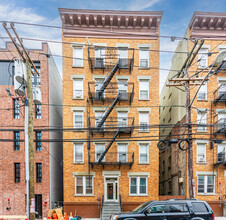 717-719 Clinton St in Hoboken, NJ - Building Photo - Building Photo