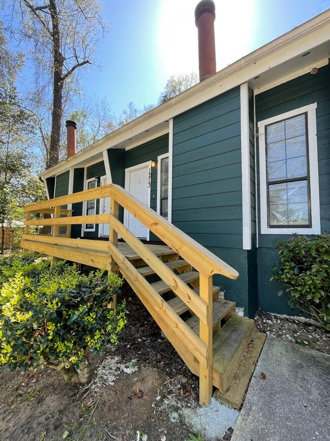 1213 Chee Ln in Tallahassee, FL - Building Photo - Building Photo