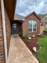 5429 NW King Richard Ave in Lawton, OK - Building Photo - Building Photo