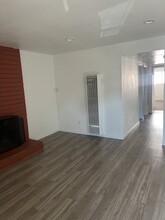 5920 Streamview Dr in San Diego, CA - Building Photo - Interior Photo