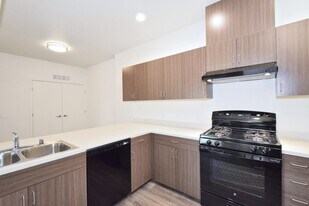 Diamond Village Apartments in Diamond Springs, CA - Building Photo