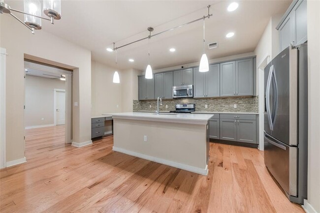 property at 4406 Banister Ln