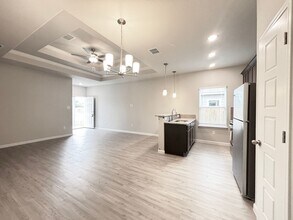 602 Hudson St in Seguin, TX - Building Photo - Building Photo