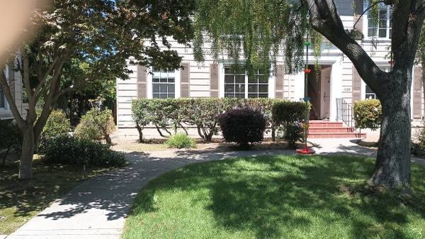 1163 Broadway