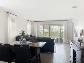 951 Griffon Ave, Unit 7-3745-209 in Lake Alfred, FL - Building Photo - Building Photo