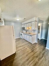 200 Bonnie Bell Ln in Springtown, TX - Building Photo - Building Photo