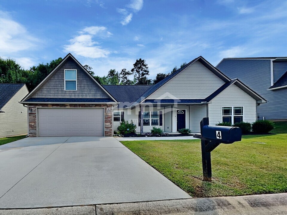 4 Milo Ct in Simpsonville, SC - Building Photo