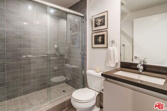 6072 Pickford St in Los Angeles, CA - Building Photo - Building Photo