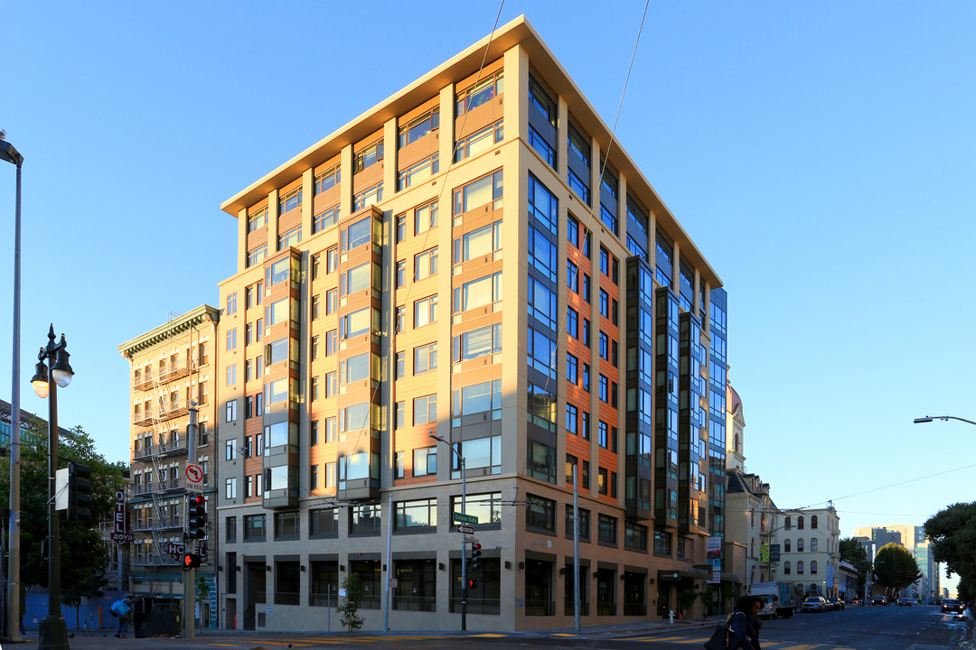 Vera Halie Senior Housing in San Francisco, CA - Foto de edificio