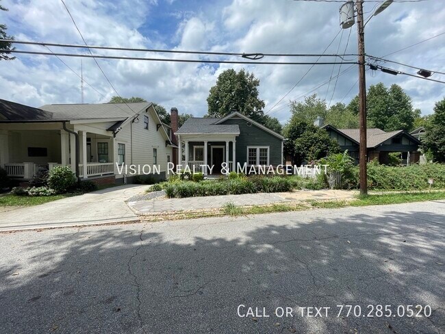 356 Sinclair Ave NE in Atlanta, GA - Foto de edificio - Building Photo