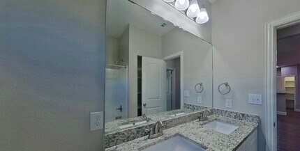 1909 Carrington Dr in Glenn Heights, TX - Building Photo - Building Photo