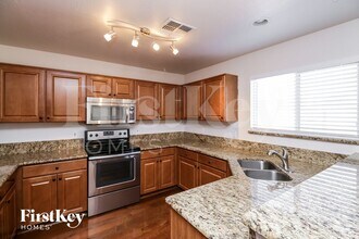 31315 N Shale Dr in San Tan Valley, AZ - Foto de edificio - Building Photo