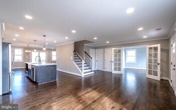 6816 Westcott Rd in Falls Church, VA - Building Photo - Building Photo