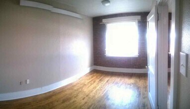 211 E Grand Ave, Unit Apt 404 in Laramie, WY - Building Photo - Building Photo