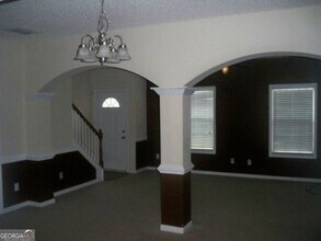 8580 Thomas Rd in Riverdale, GA - Building Photo - Building Photo