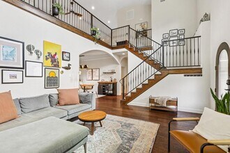 2307 Alta Vista Ave in Austin, TX - Building Photo - Building Photo