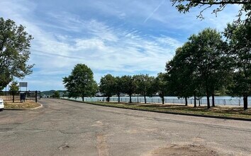 1 Front St in New Haven, CT - Building Photo - Building Photo