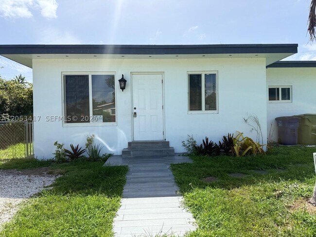 property at 520 SW 5th St
