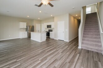 835 Kings Pine Ct in Ruskin, FL - Foto de edificio - Building Photo