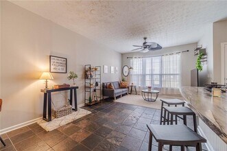 6436 Portside Way in Flowery Branch, GA - Building Photo - Building Photo