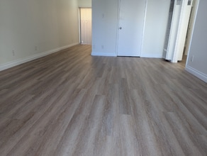 216 Melrose Dr in Oxnard, CA - Building Photo - Building Photo