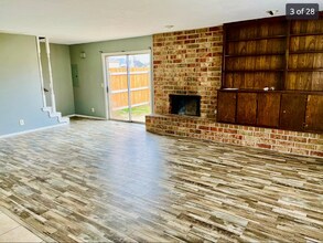 3808 Quail Run Cir in Norman, OK - Foto de edificio - Building Photo