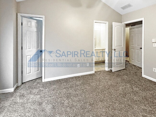7107 Brookview Way in Riverdale, GA - Building Photo - Building Photo