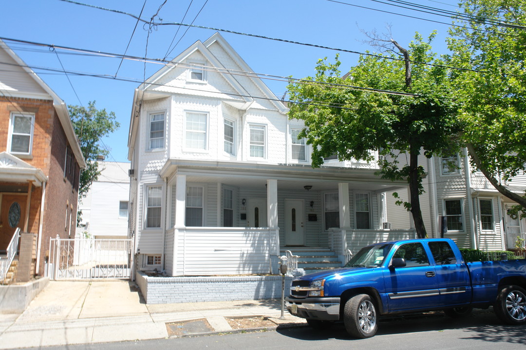 182-184 Market St in Perth Amboy, NJ - Building Photo