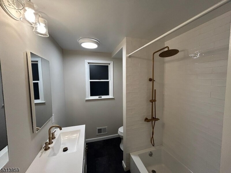 8-17 Fern St in Fair Lawn, NJ - Foto de edificio