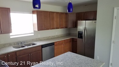 295 Sukoshi Dr-Unit -Unit C in Panama City, FL - Building Photo - Building Photo