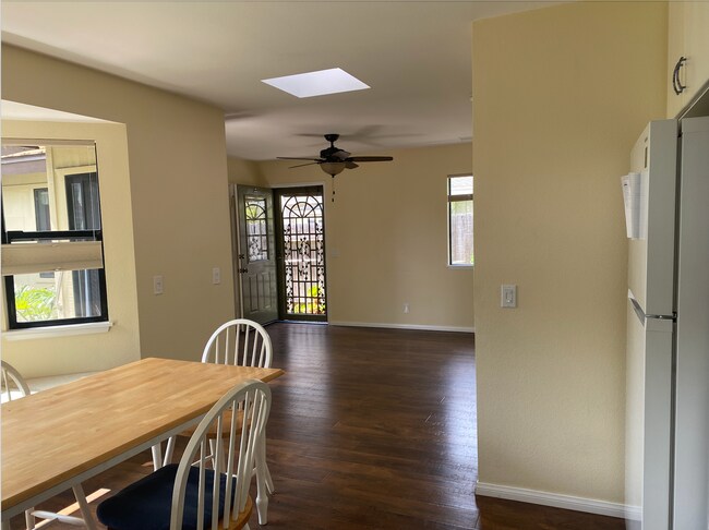 3852 Polly Ln in Carlsbad, CA - Building Photo - Building Photo