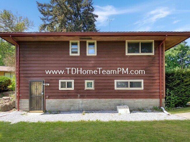 property at 10228 4th Ave S