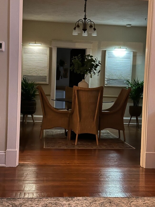 1179 Herschel Ave, Unit 1stfloor in Cincinnati, OH - Foto de edificio - Building Photo