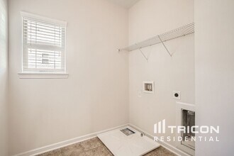 355 Hillgrove Dr in Canton, GA - Building Photo - Building Photo