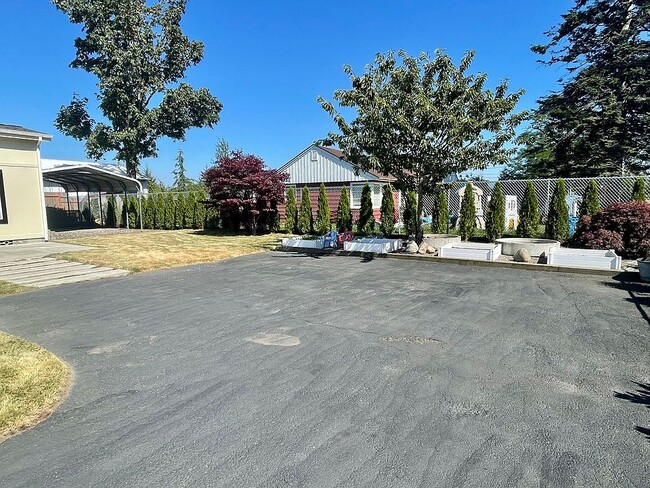 3204 Locust Ave in Bellingham, WA - Building Photo - Building Photo