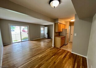 2350 NJ-10 in Morris Plains, NJ - Building Photo - Building Photo