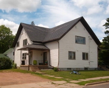 311 E Division St in Greenwood, WI - Building Photo