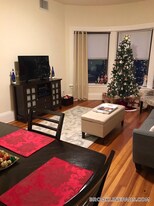 1463 Beacon St in Brookline, MA - Building Photo
