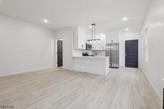 540 E 25th St in Paterson, NJ - Building Photo - Building Photo