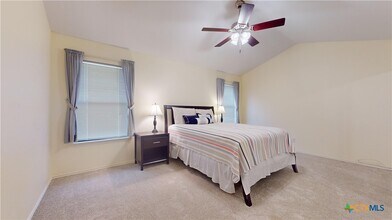 1021 Hillcrest Forest in Canyon Lake, TX - Building Photo - Building Photo