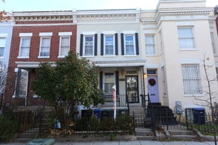 619 15th St NE in Washington, DC - Building Photo