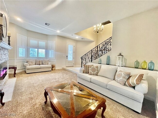 property at 331 W Sherwood Dr
