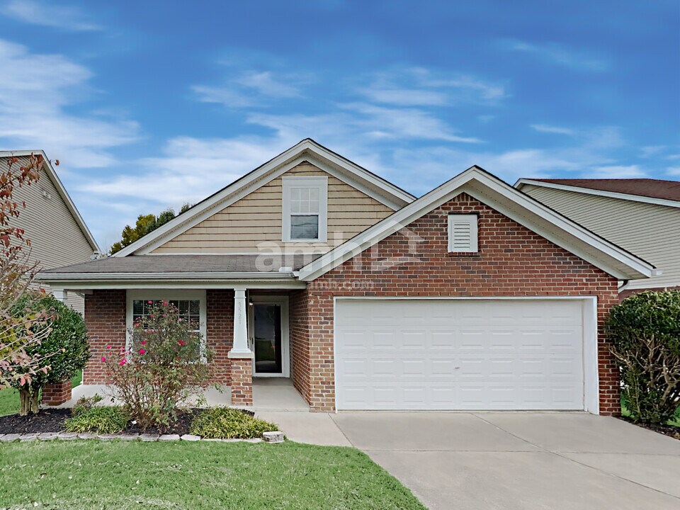 3521 Chandler Cove Way in Antioch, TN - Building Photo